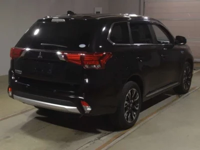 Mitsubishi OUTLANDER PHEV