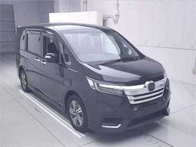 Honda STEP WAGON  с аукциона в Японии