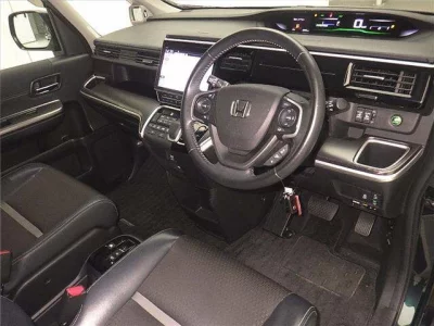 Honda STEP WAGON  с аукциона в Японии