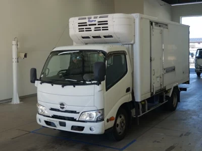 Hino DUTRO  с аукциона в Японии