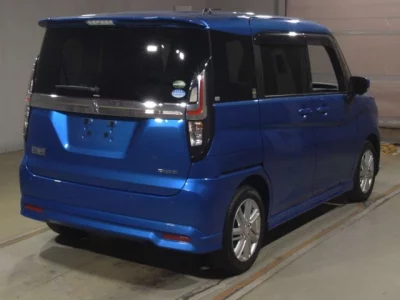Mitsubishi DELICA D2  с аукциона в Японии