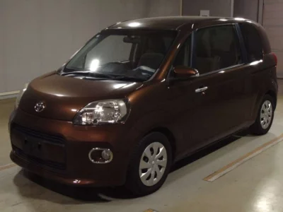 Toyota PORTE