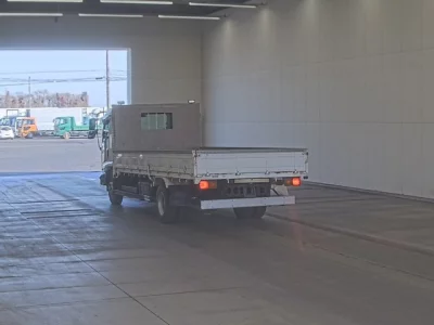 Isuzu FORWARD  с аукциона в Японии