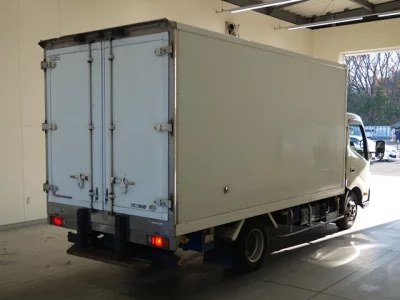 Hino DUTRO  с аукциона в Японии