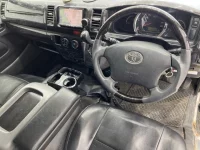 Toyota HIACE VAN лот № 20164 оценка RA  с аукциона в Японии 3