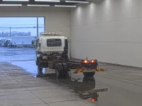 Isuzu FORWARD лот № 3104 оценка 3  с аукциона в Японии 1