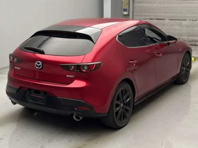 Mazda MAZDA3  с аукциона в Японии