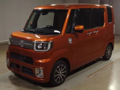 Toyota PIXIS MEGA