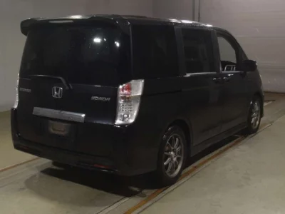 Honda STEP WAGON  с аукциона в Японии