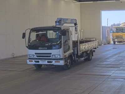Isuzu FORWARD  с аукциона в Японии