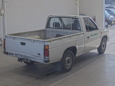 Nissan DATSUN PICKUP