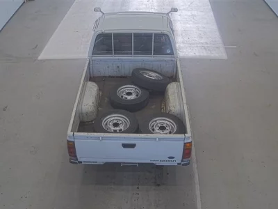 Nissan DATSUN PICKUP