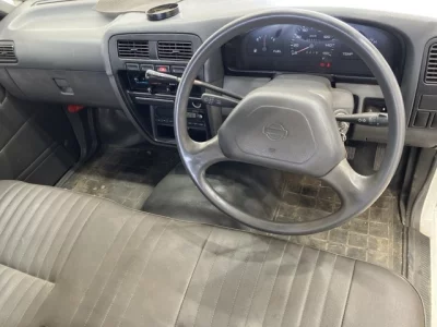 Nissan DATSUN PICKUP