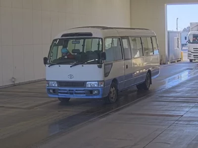 Toyota COASTER
