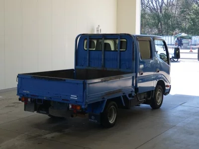 Toyota DYNA  с аукциона в Японии