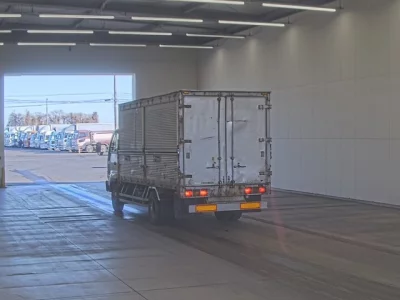 Isuzu ELF  с аукциона в Японии