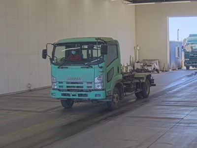Isuzu FORWARD