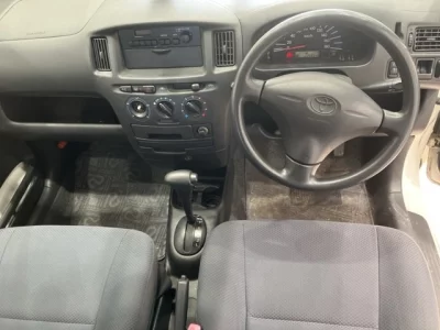 Toyota PROBOX  с аукциона в Японии