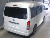 Toyota HIACE лот № 3003 оценка 3.5  с аукциона в Японии 1