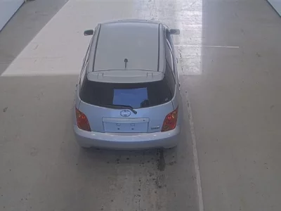 Toyota IST  с аукциона в Японии