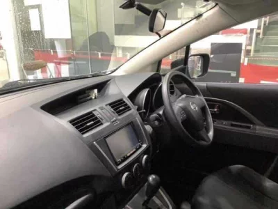 Nissan LAFESTA  с аукциона в Японии