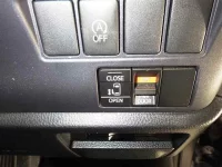 Toyota VOXY лот № 3009 оценка R  с аукциона в Японии 4