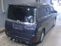 Toyota VOXY лот № 3009 оценка R  с аукциона в Японии 1