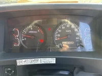 Isuzu FORWARD лот № 4032 оценка 3  с аукциона в Японии 5