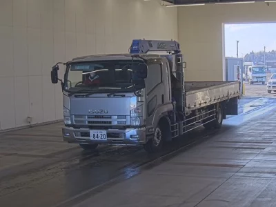 Isuzu FORWARD  с аукциона в Японии