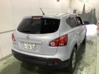 Nissan DUALIS лот № 1025 оценка R  с аукциона в Японии 1