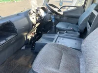 Mitsubishi CANTER лот № 1172 оценка RB  с аукциона в Японии 4