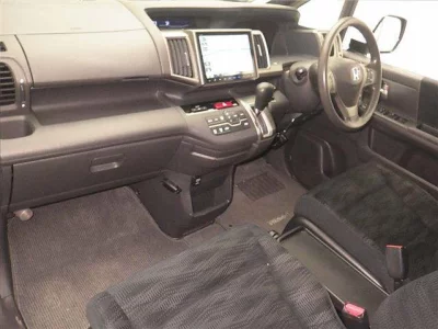 Honda STEP WAGON  с аукциона в Японии