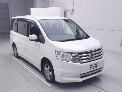 Honda STEP WAGON  с аукциона в Японии