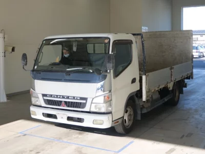 Mitsubishi CANTER  с аукциона в Японии
