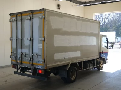 Isuzu ELF  с аукциона в Японии