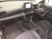 Toyota YARIS CROSS лот № 8367 оценка 4  с аукциона в Японии 3