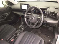 Toyota YARIS CROSS лот № 8367 оценка 4  с аукциона в Японии 2