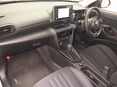 Toyota YARIS CROSS  с аукциона в Японии