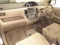 Toyota RAUM лот № 70003 оценка 3.5  с аукциона в Японии 3