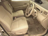 Toyota RAUM лот № 70003 оценка 3.5  с аукциона в Японии 4