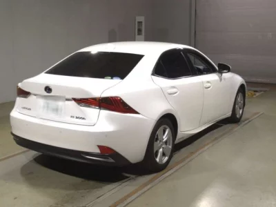 Lexus IS