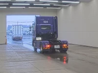 Hino PROFIA лот № 4051 оценка 3.5  с аукциона в Японии 1