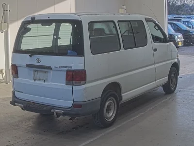 Toyota REGIUS VAN