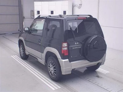 Mitsubishi PAJERO MINI