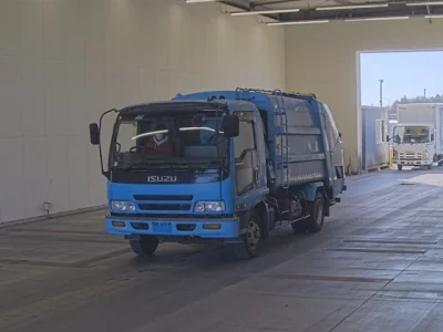 Isuzu FORWARD  с аукциона в Японии
