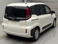 Toyota SIENTA лот № 12206 оценка 3.5  с аукциона в Японии 1