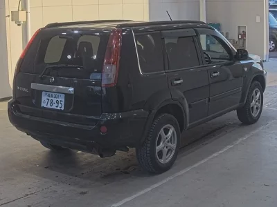 Nissan X-TRAIL