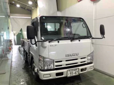 Isuzu ELF  с аукциона в Японии