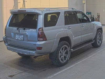 Toyota HILUX SURF  с аукциона в Японии