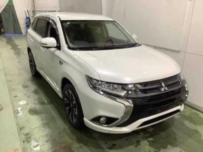 Mitsubishi OUTLANDER PHEV